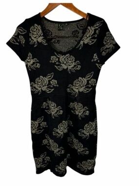 T/O Women’s Sweater Dress sz M Metallic NWOT # D205